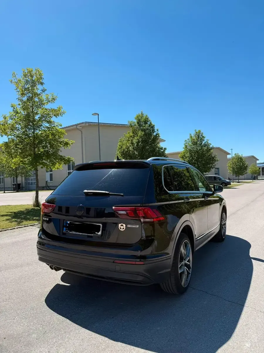 Gebraucht VW Tiguan 150 PS (110 kW) 2018 Schwarz SUV