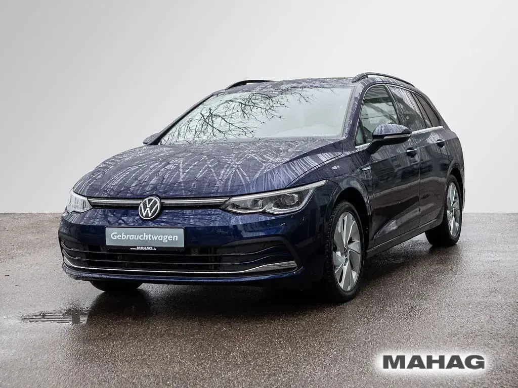 Gebraucht VW Golf VIII Style 150 PS (110 kW) 2023 Blau Kombi