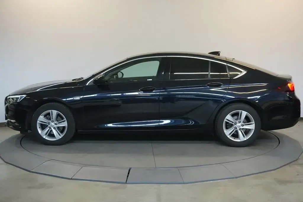 Gebraucht Opel Insignia Innovation 165 PS (121 kW) 2018 Blau Limousine