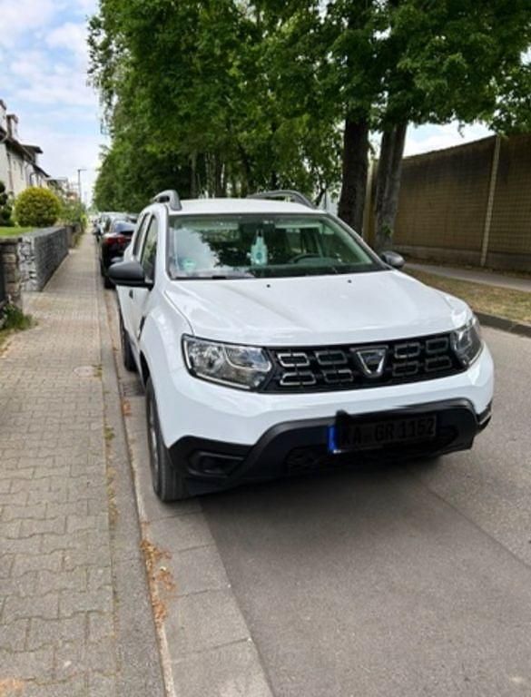 Gebraucht Dacia Duster Essentiel 101 PS (74 kW) 2020 Weiß SUV