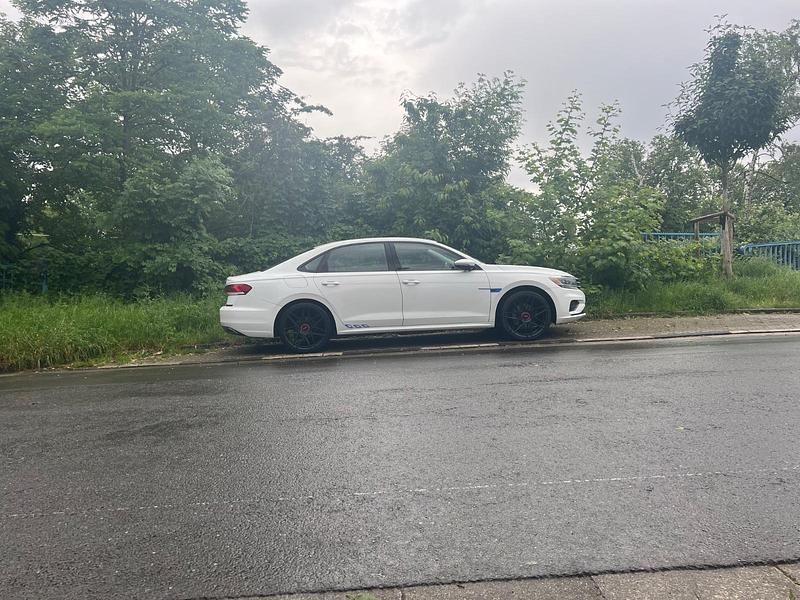 Gebraucht VW Passat 177 PS (130 kW) 2020 Weiß Limousine