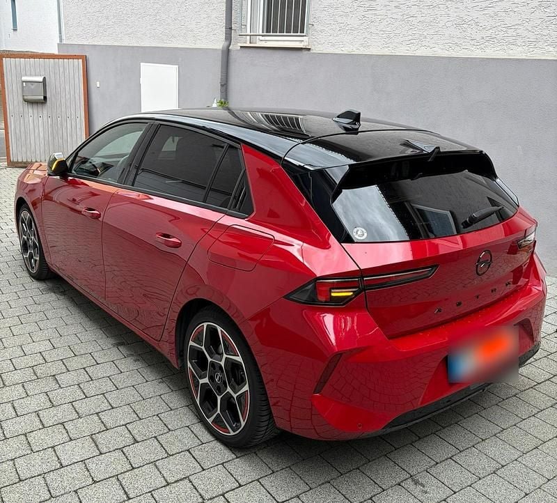 Usata Opel Astra 180 CV (132 kW) 2022 Rosso Utilitaria