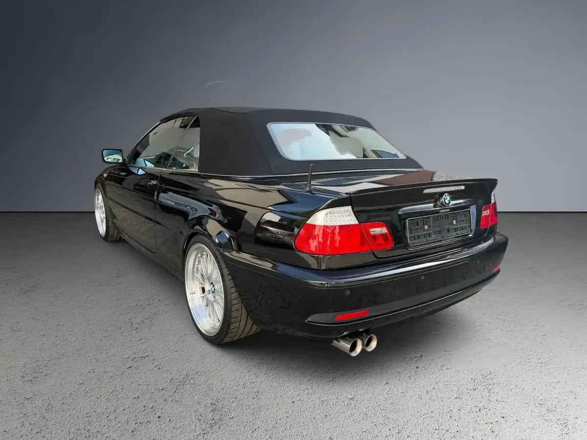 Occasion BMW 330 Cabriolet 231 ch (169 kW) 2004 Noir Cabriolet