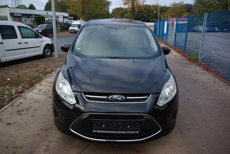 Gebraucht Ford Grand C-Max Trend 150 PS (110 kW) 2011 Pantherschwarz metallic Van / Kleinbus