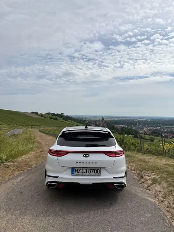 Gebraucht Kia ProCeed GT 204 PS (150 kW) 2020 Weiß Kombi