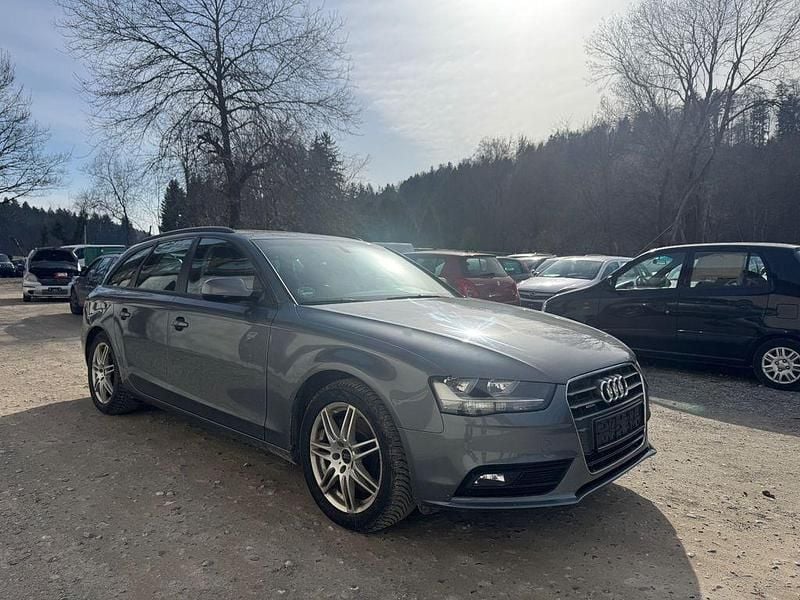 Gebraucht Audi A4 Ambition 177 PS (130 kW) 2012 Grau Kombi