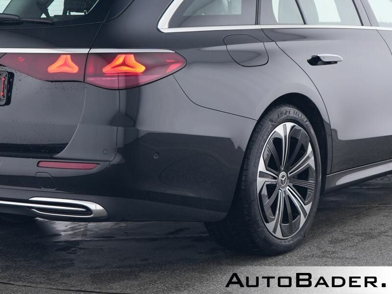 Gebraucht Mercedes E300 Advanced 313 PS (230 kW) 2024 197 lack obsidianschwarz Kombi