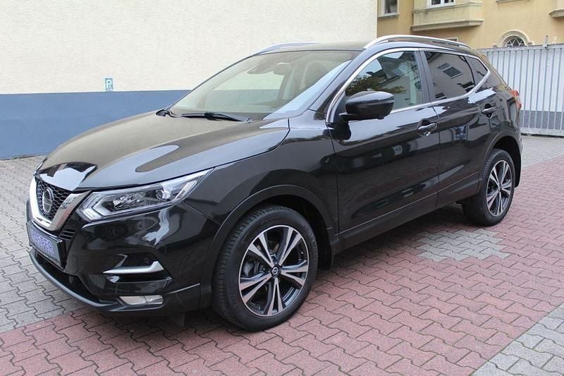 Schwarz Gebraucht 2019 Nissan Qashqai 360º SUV | 14.490 € (Guter Preis) - Bild 1/4