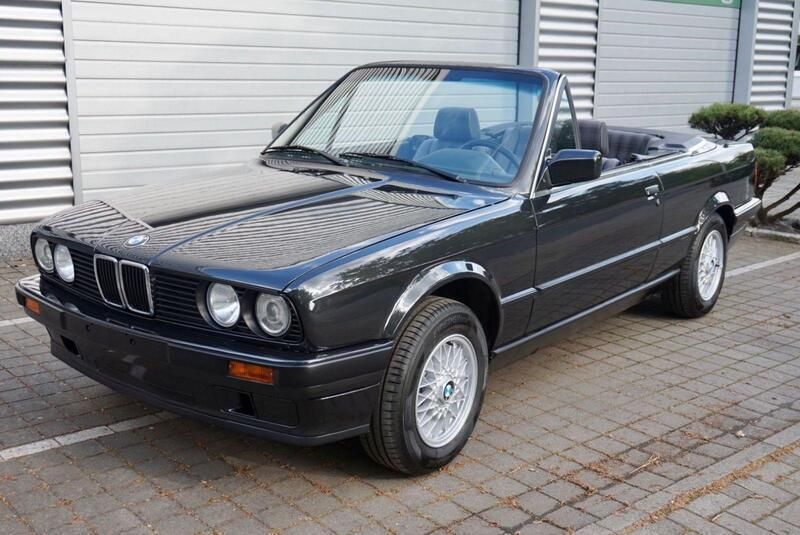Grau Gebraucht 1992 BMW 318 Cabriolet Sport Line Cabrio | 13.900 € - Bild 1/4