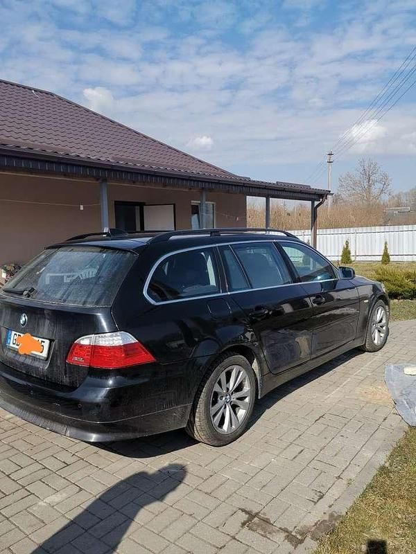 Gebraucht BMW 525 Exclusive 197 PS (144 kW) 2008 Schwarz Kombi