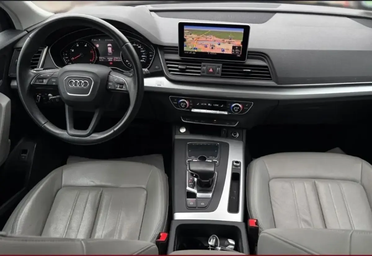 Gebraucht Audi Q5 163 PS (119 kW) 2020 Schwarz SUV