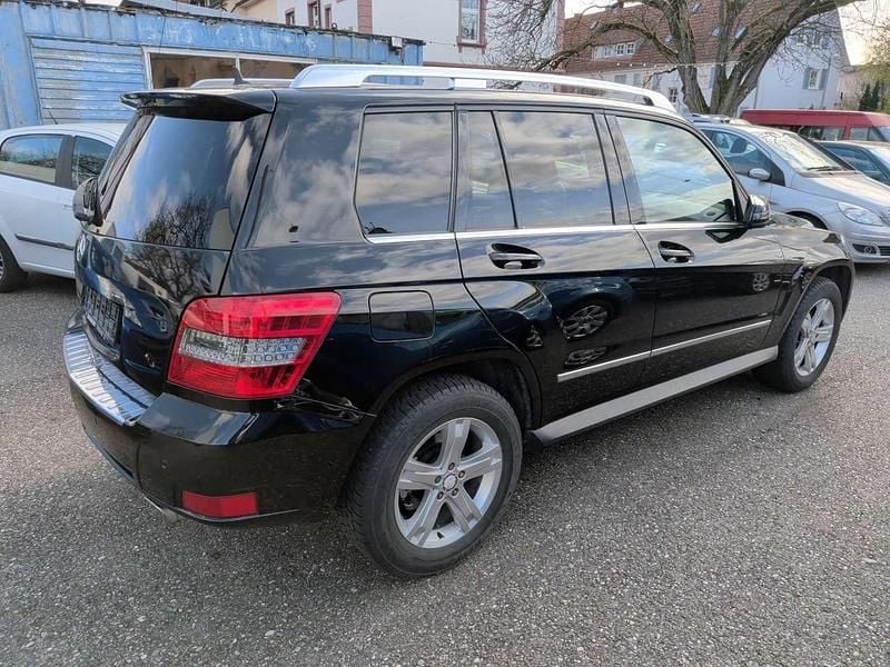 Gebraucht Mercedes GLK350 224 PS (164 kW) 2010 Obsidianschwarz  metalliclack SUV