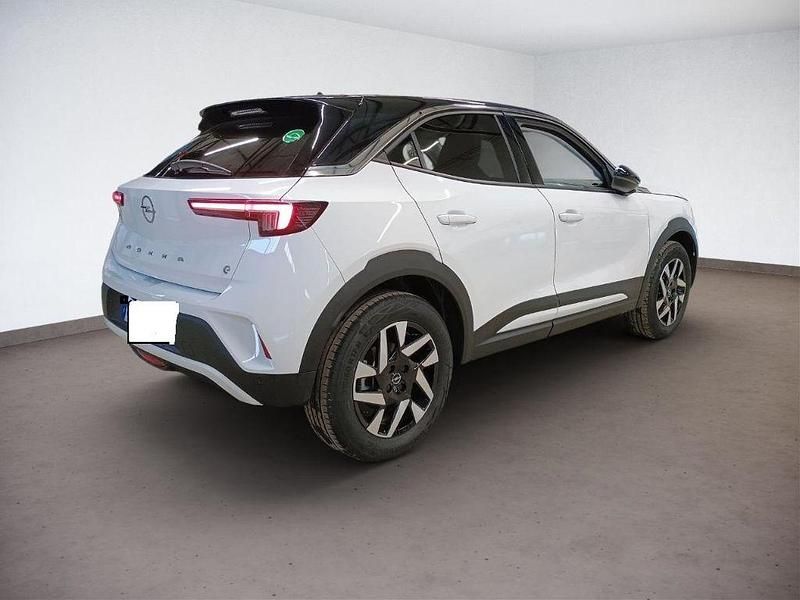 Gebraucht Opel Mokka-e Elegance 100 kW (136 PS) 2023 Weiss banquise/typ aussenverkl SUV