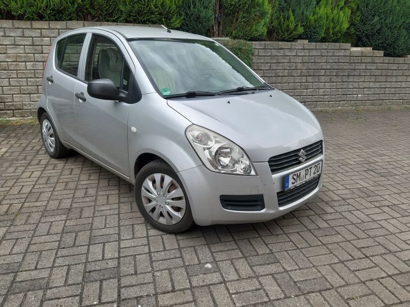 Silber Gebraucht 2012 Suzuki Splash Basic Kleinwagen | 3.250 € (Fairer Preis) - Bild 1/4