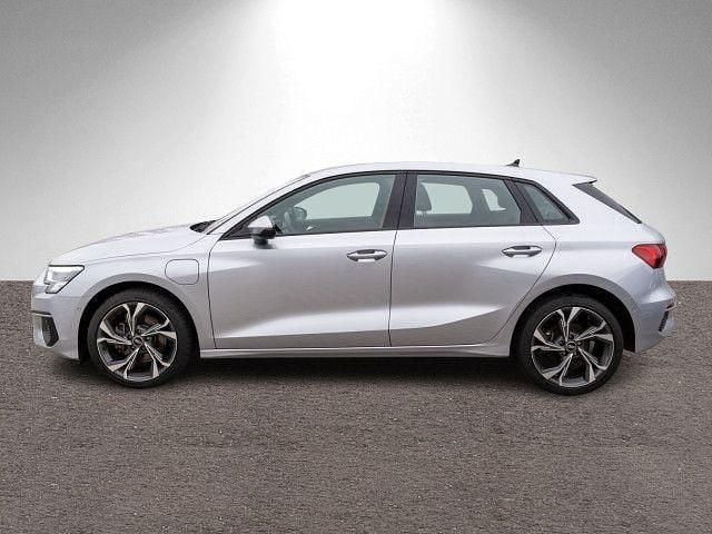 Gebraucht Audi A3 Performance 204 PS (150 kW) 2023 Florettsilber metallic Limousine
