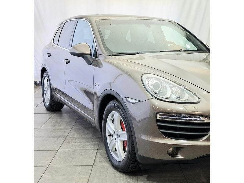 Gebraucht Porsche Cayenne S E-Hybrid 333 PS (244 kW) 2014 Umbra (metallic) SUV