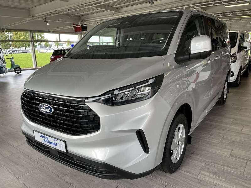 Polarsilber Gebraucht 2024 Ford Tourneo Custom Trend Limousine | 46.880 € - Bild 1/4