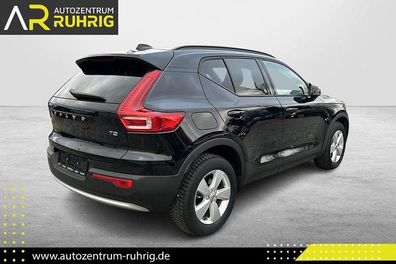 Gebraucht Volvo XC40 129 PS (94 kW) 2024 Onyx black / metallic SUV