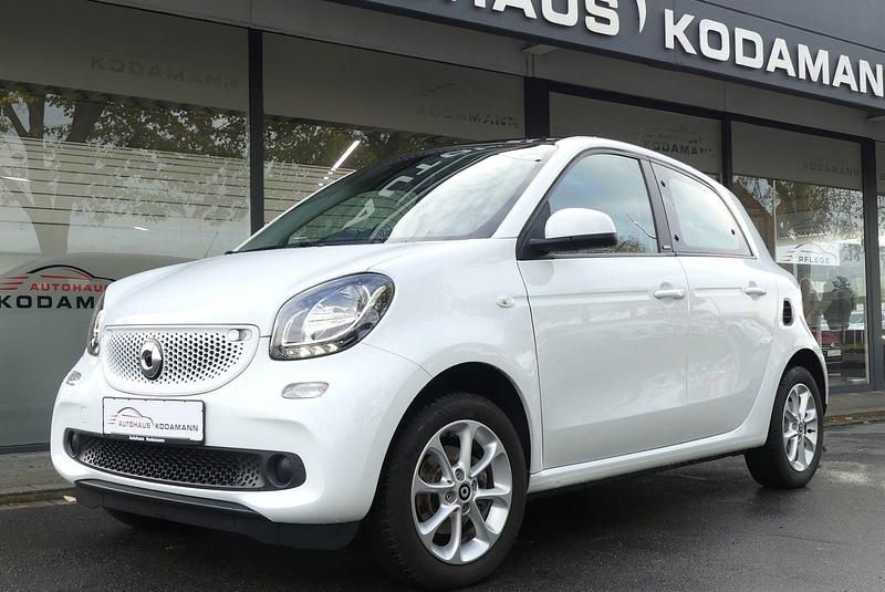 Weiß Gebraucht 2019 Smart ForFour Kleinwagen | 13.770 € (Fairer Preis) - Bild 1/4