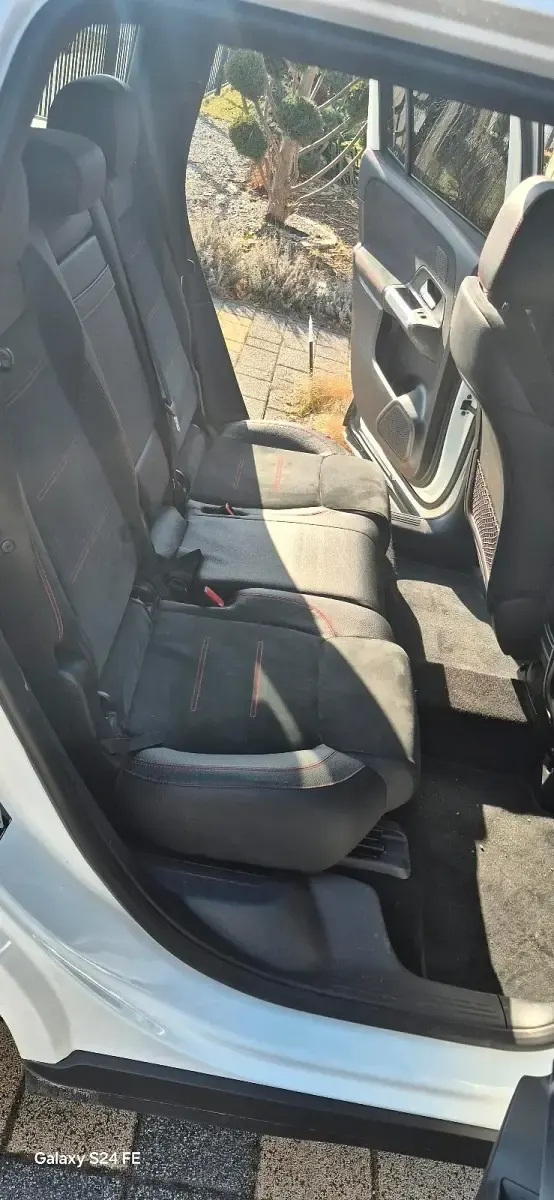 Gebraucht Mercedes GLB200 AMG line 150 PS (110 kW) 2021 Weiß SUV