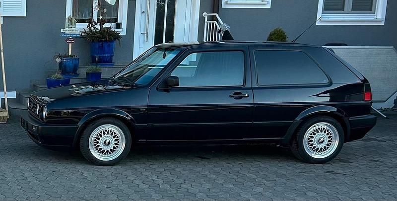 Schwarz Gebraucht 1991 VW Golf II GT Limousine | 8.000 € - Bild 1/4