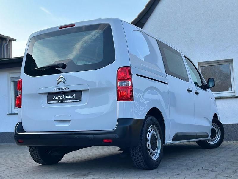 Gebraucht Citroën Jumpy 144 PS (105 kW) 2022 Weiß Van / Kleinbus