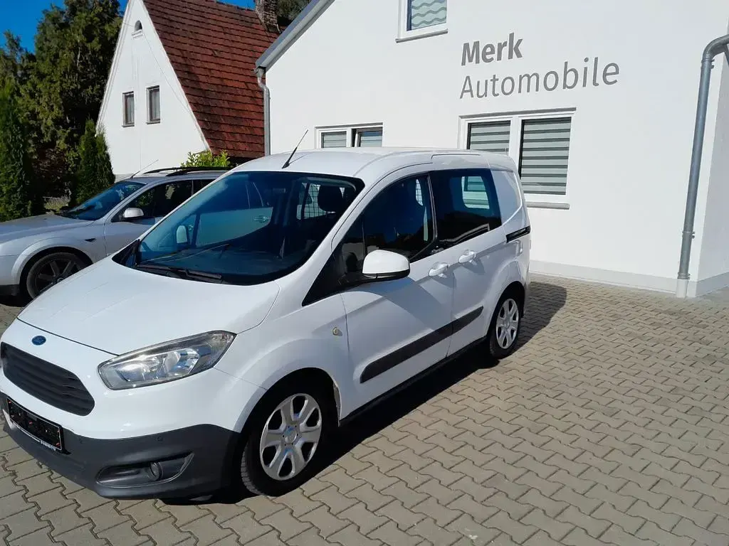 Gebraucht Ford Transit Trend 75 PS (55 kW) 2016 Weiß Limousine