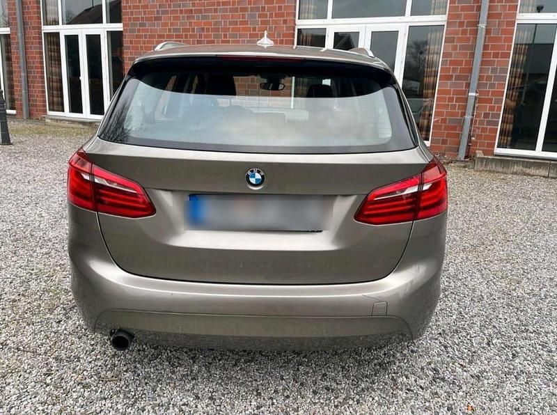 Gebraucht BMW 216 2014 Grau Limousine