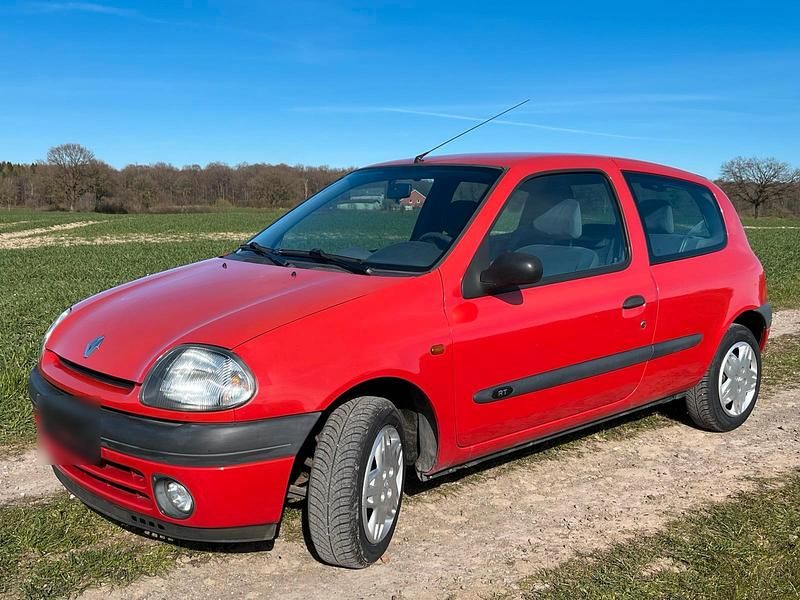 Gebraucht Renault Clio II 58 PS (42 kW) 1998 Rot Kleinwagen