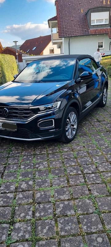Schwarz Gebraucht 2021 VW T-Roc Cabriolet Cabrio | 19.900 € (Superpreis) - Bild 1/4