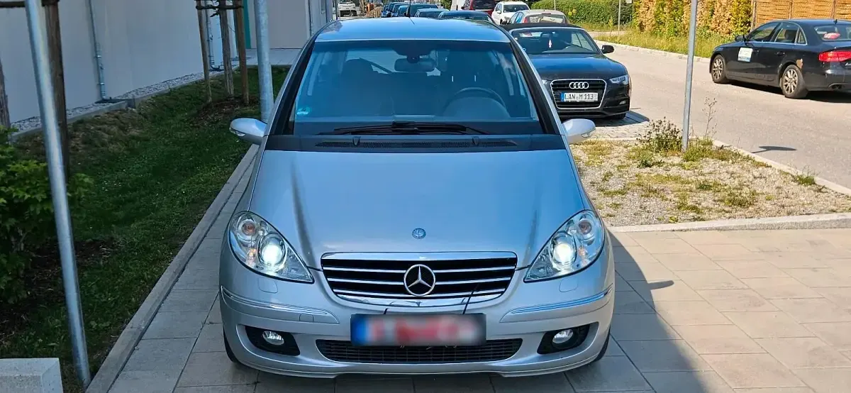 Gebraucht Mercedes A180 109 PS (80 kW) 2004 Silber Kleinwagen