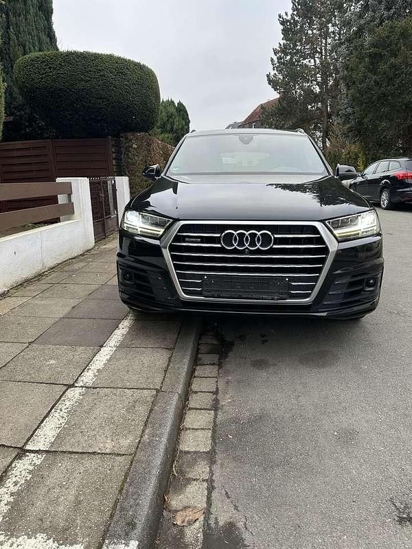 Schwarz Gebraucht 2019 Audi Q7 S-Line SUV | 33.500 € (Fairer Preis) - Bild 1/4