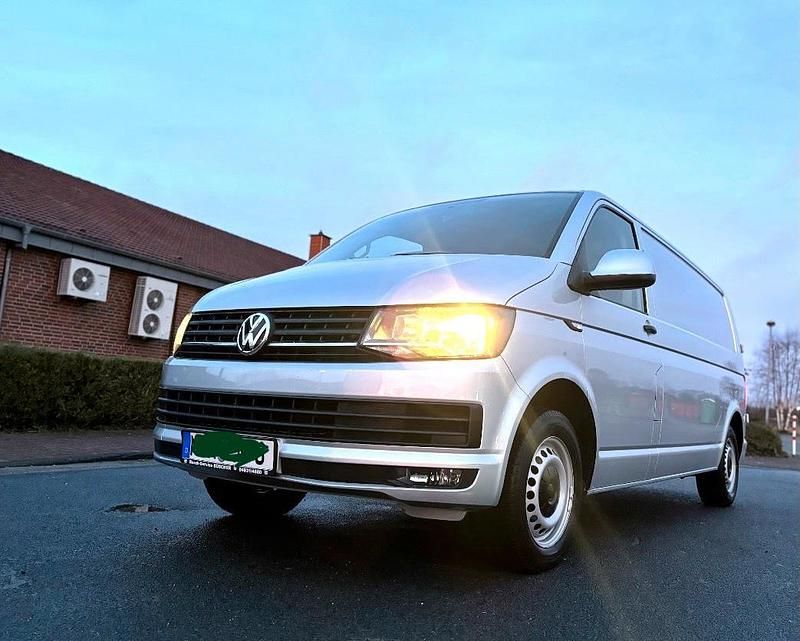 Silber Gebraucht 2016 VW T6 Van | 17.500 € (Superpreis) - Bild 1/4