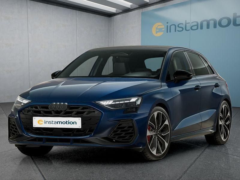 Blau Neu 2025 Audi S3 Limousine | 54.499 € (Teuer) - Bild 1/4