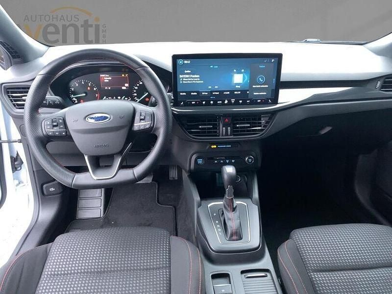 Gebraucht Ford Focus ST-Line 155 PS (114 kW) 2024 Weiss Kombi