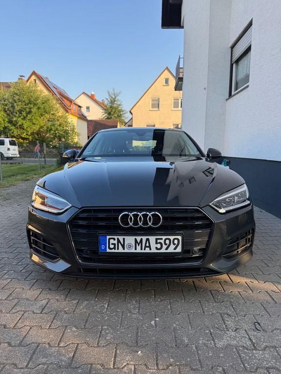 Gebraucht Audi A5 Sportback Ambiente 190 PS (139 kW) 2019 Grau Kleinwagen