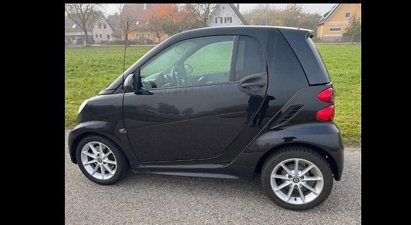 Gebraucht Smart ForTwo Coupé Passion 71 PS (52 kW) 2014 Schwarz Coupé