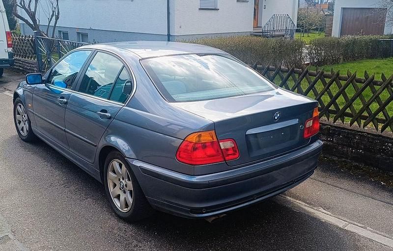 Gebraucht BMW 328 193 PS (141 kW) 1998 Blau Limousine