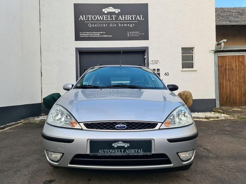 Usata Ford Focus 116 CV (85 kW) 2002 Argento Station wagon