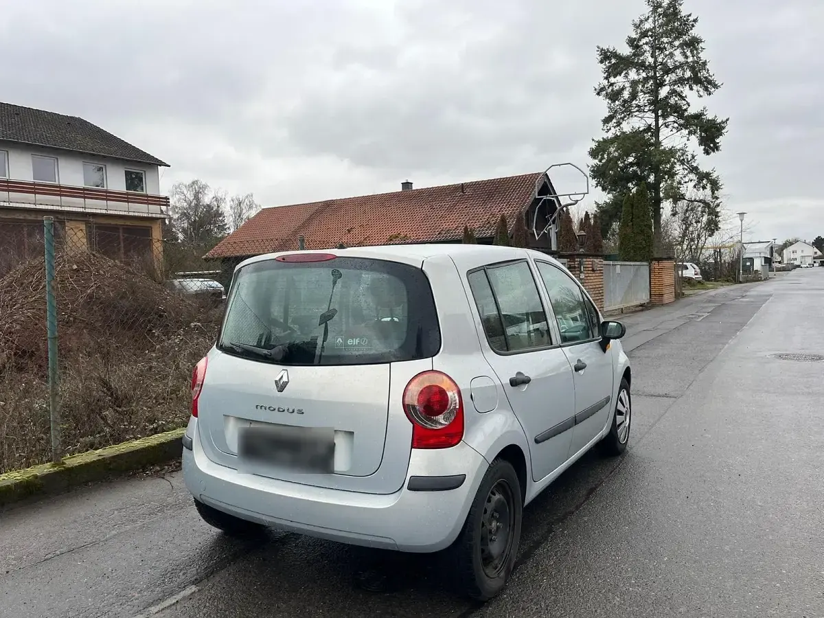Brugt Renault Modus 75 HK (55 kW) 2005 Grå MPV