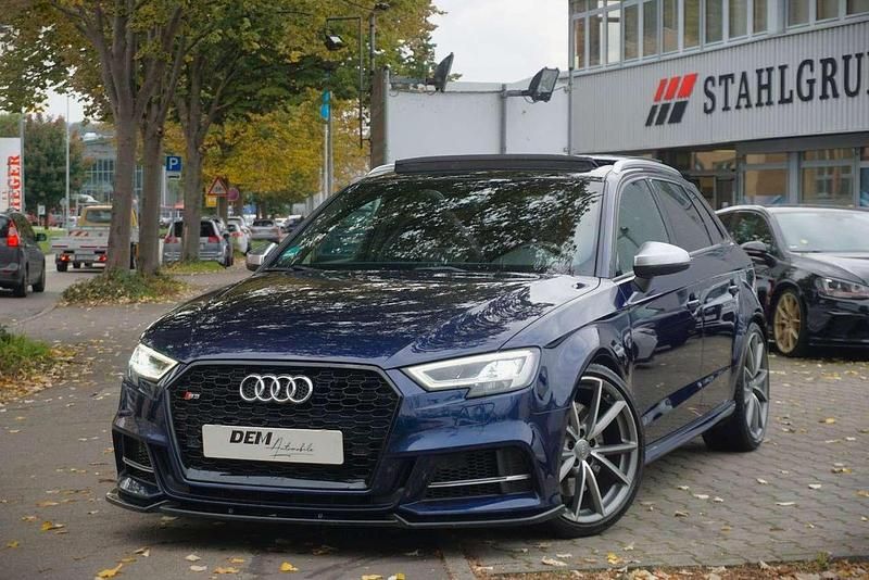 Navarrablau Gebraucht 2018 Audi S3 Sportback Kombi | 27.990 € (Fairer Preis) - Bild 1/4
