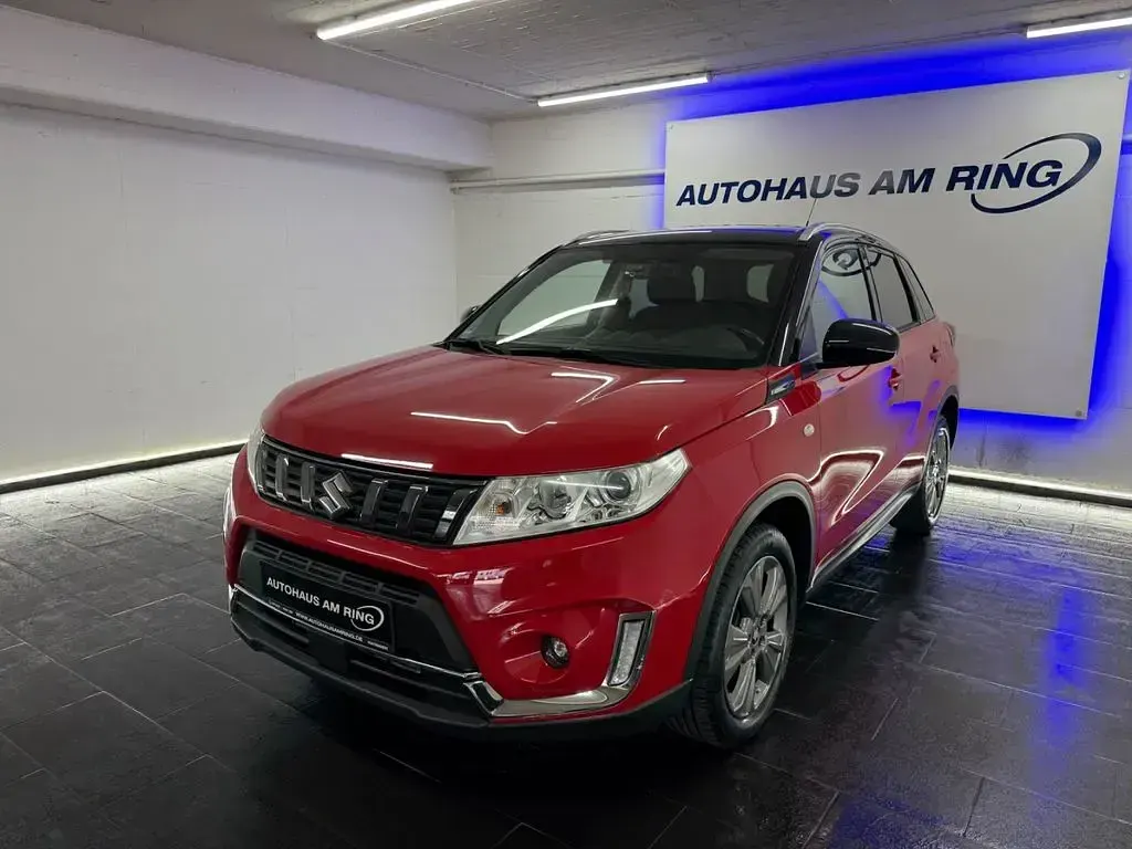 Gebraucht Suzuki Vitara Comfort 140 PS (102 kW) 2019 Rot SUV