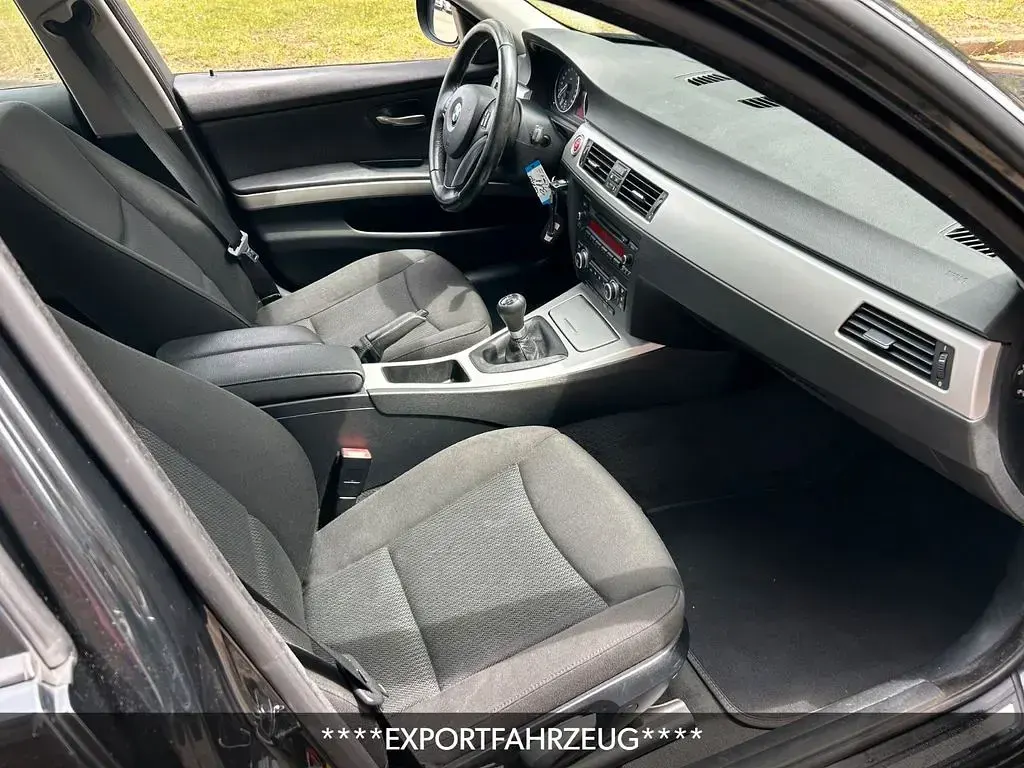 Gebraucht BMW 318 Comfort Edition 143 PS (105 kW) 2009 Schwarz Limousine