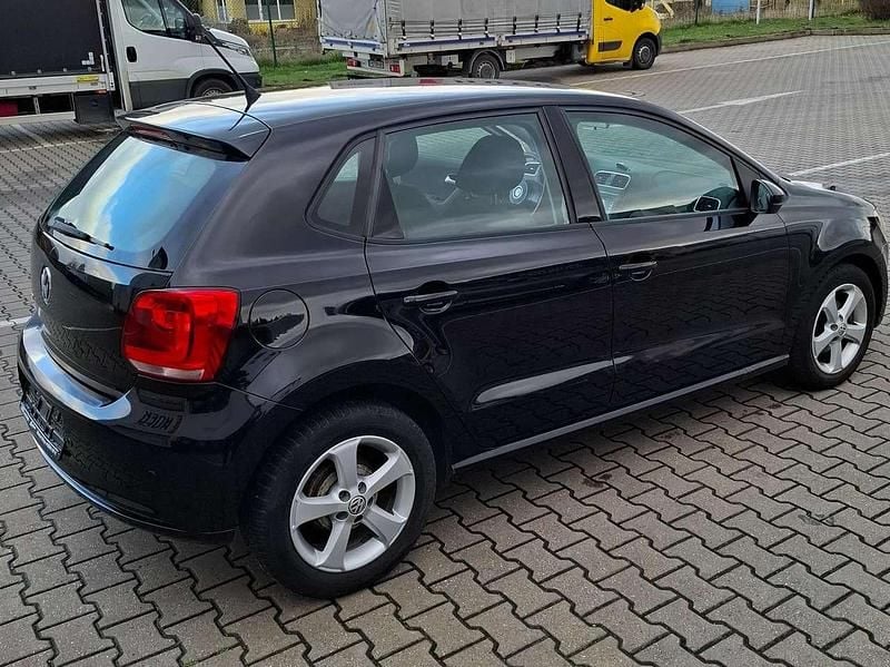 Schwarz Gebraucht 2010 VW Polo Comfortline Limousine | 3.400 € (Fairer Preis) - Bild 1/4