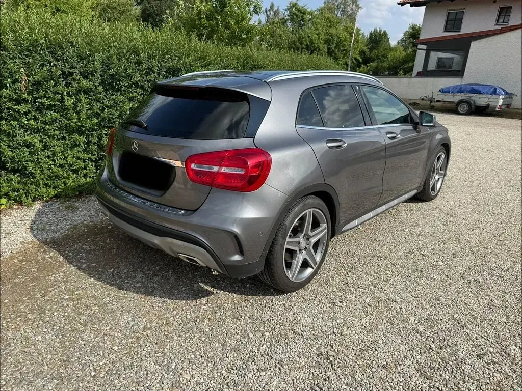 Gebraucht Mercedes GLA220 AMG line 170 PS (125 kW) 2014 Grau SUV