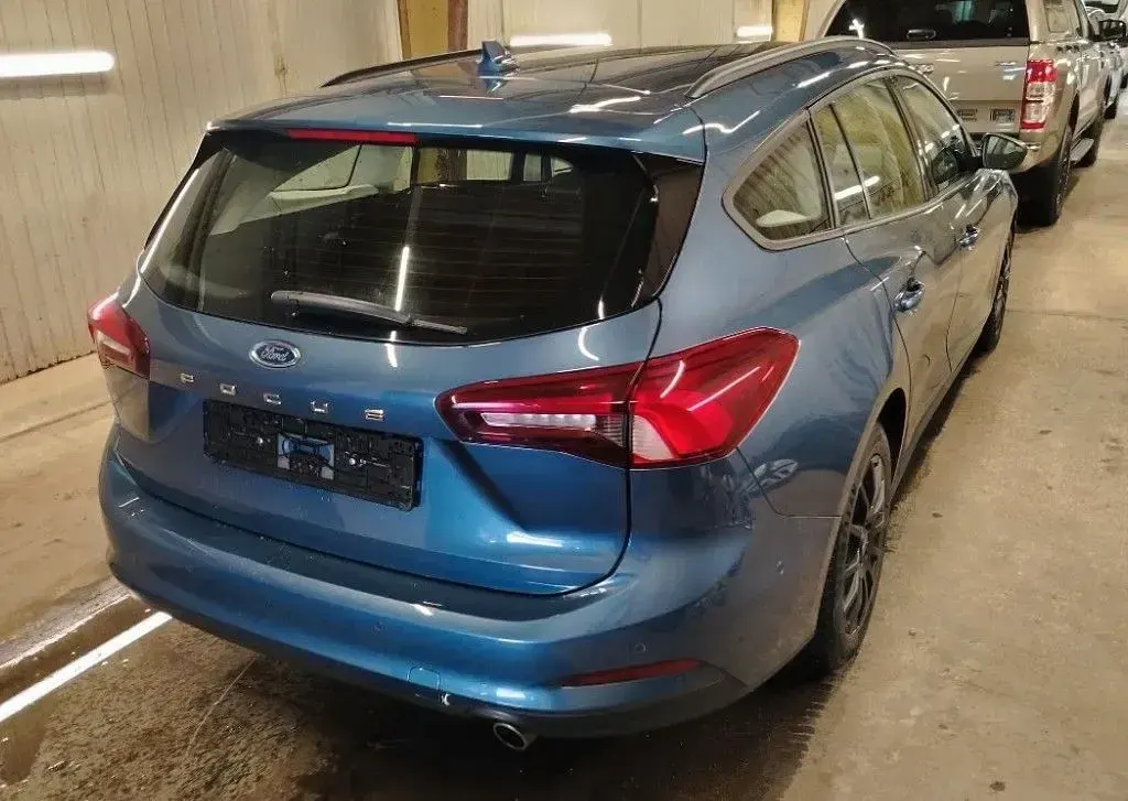 Gebraucht Ford Focus Cool & Connect 120 PS (88 kW) 2023 Blau Limousine