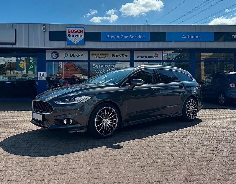 Grau Gebraucht 2016 Ford Mondeo Titanium Kombi | 17.999 € (Etwas zu teuer) - Bild 1/4