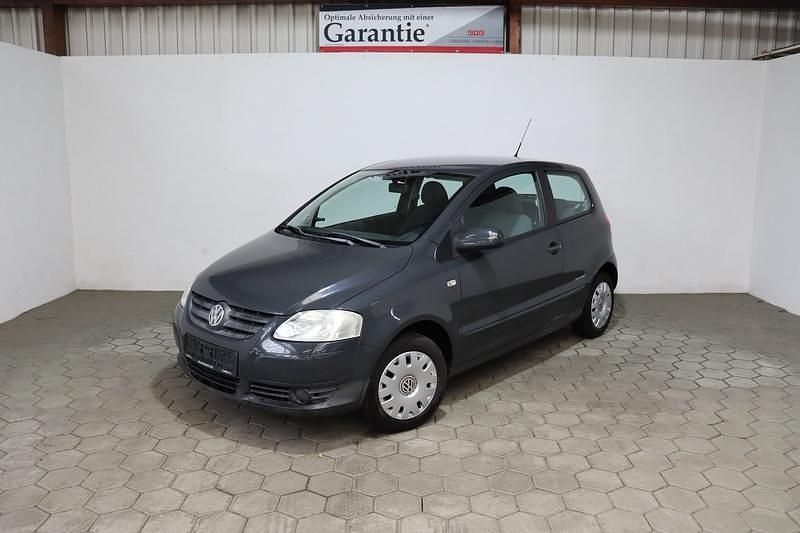 Gebraucht VW Fox Refresh 54 PS (39 kW) 2010 Grau Kleinwagen