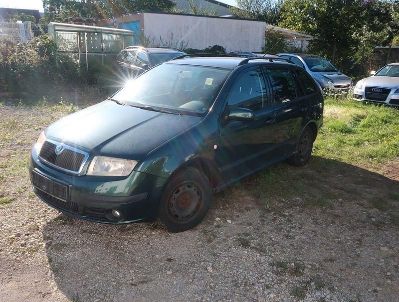 Gebraucht Skoda Fabia Ambiente 75 PS (55 kW) 2006 Grün Kleinwagen