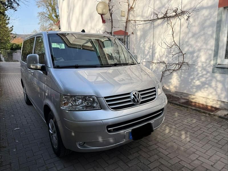 Gebraucht VW Multivan 105 PS (77 kW) 2005 Silber Van